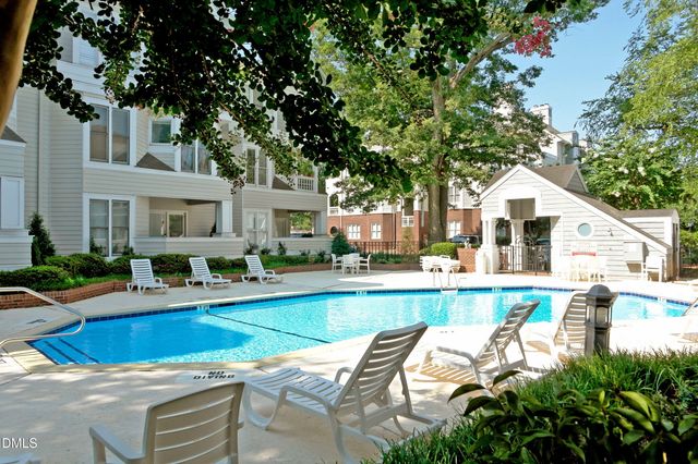 1000 Brighthurst Drive 205, Raleigh, NC 27605