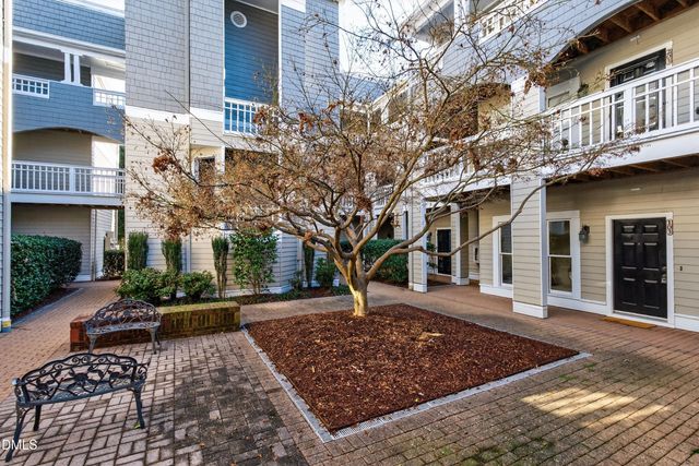 1000 Brighthurst Drive 205, Raleigh, NC 27605