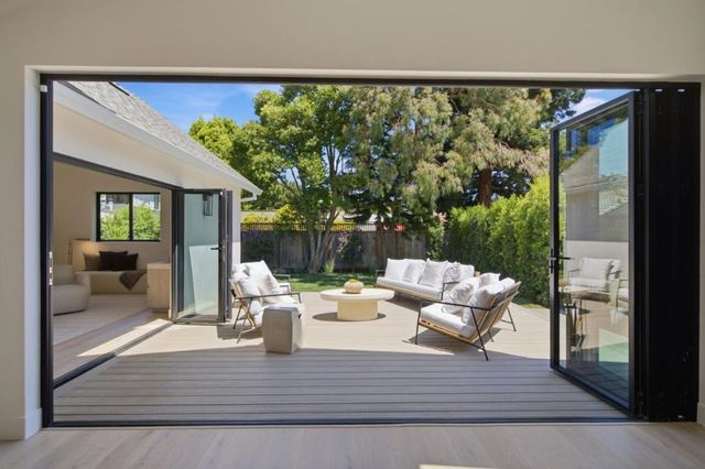 1232 Capuchino Avenue, Burlingame, CA 94010