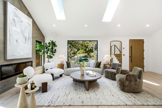 1232 Capuchino Avenue, Burlingame, CA 94010