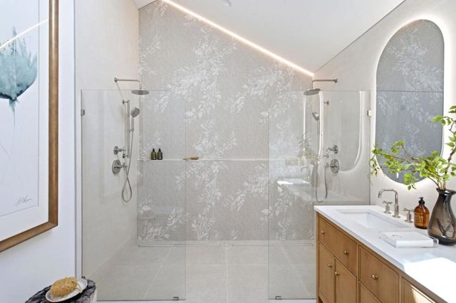 1232 Capuchino Avenue, Burlingame, CA 94010