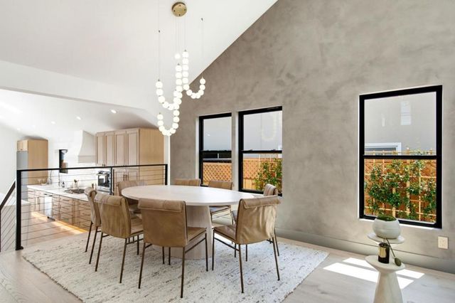 1232 Capuchino Avenue, Burlingame, CA 94010
