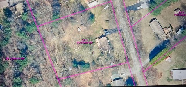 53 H Putnam Rd, Charlton, MA 01507