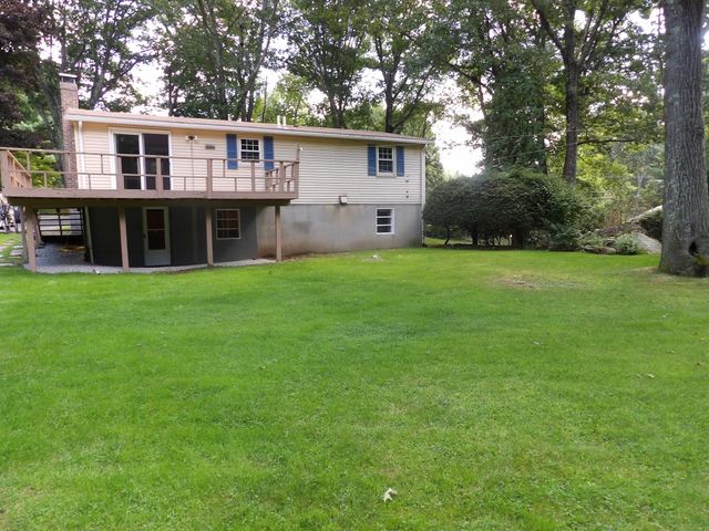 53 H Putnam Rd, Charlton, MA 01507