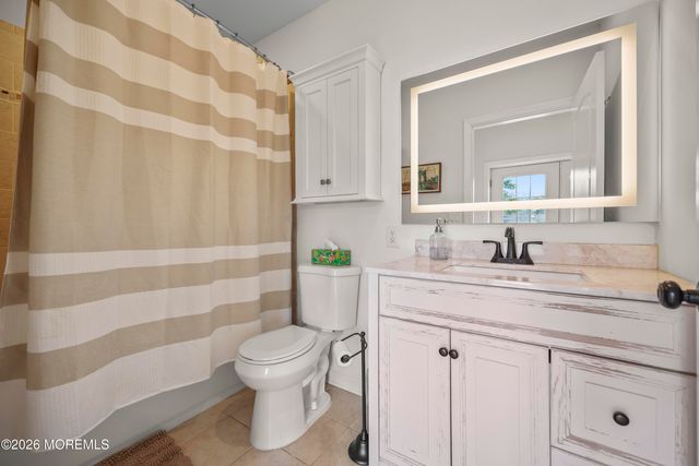 5 Cortland Road, Eatontown, NJ 07724