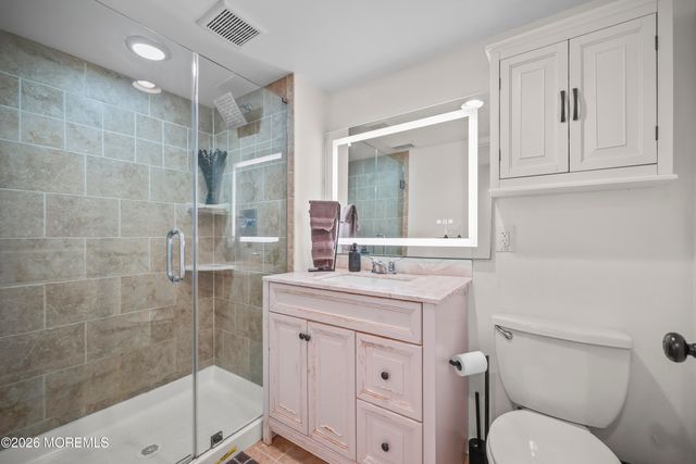 5 Cortland Road, Eatontown, NJ 07724