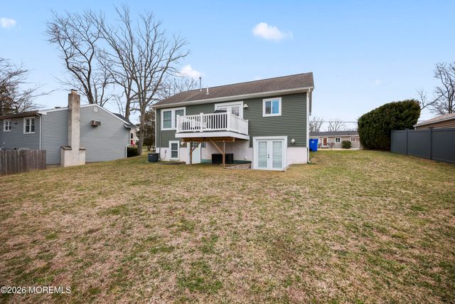 5 Cortland Road, Eatontown, NJ 07724