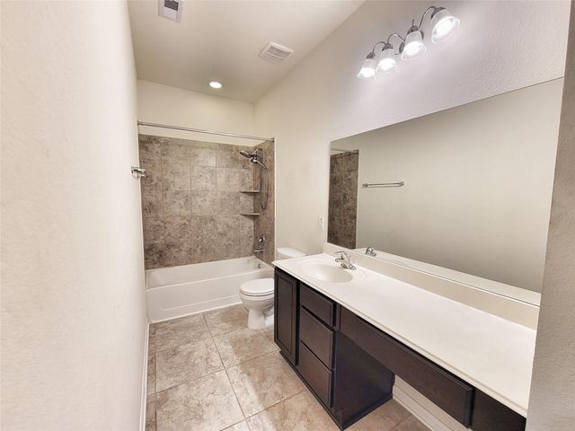 1618 Cintola Lane, League City, TX 77573