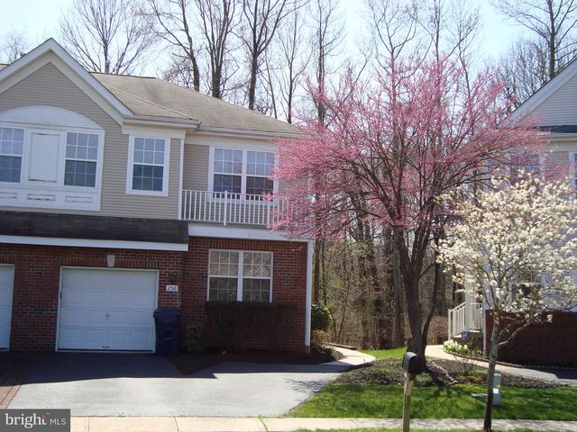 256 FOUNTAYNE LN, Lawrenceville, NJ 08648