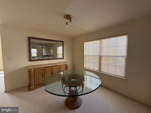 256 FOUNTAYNE LN, Lawrenceville, NJ 08648