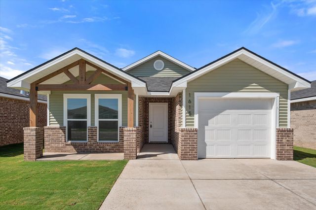 1615 N Clinton Avenue, Lubbock, TX 79416