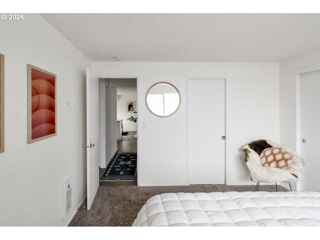 2630 Ne SARATOGA St, Portland, OR 97211