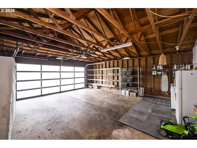 2630 Ne SARATOGA St, Portland, OR 97211