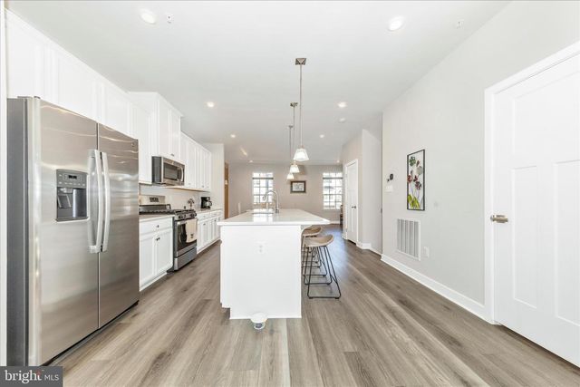 1736 ATLAS DR, Frederick, MD 21702