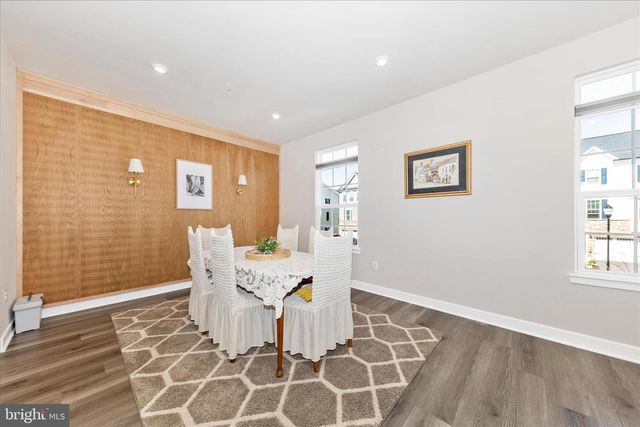 1736 ATLAS DR, Frederick, MD 21702