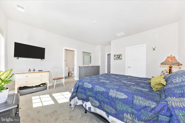 1736 ATLAS DR, Frederick, MD 21702