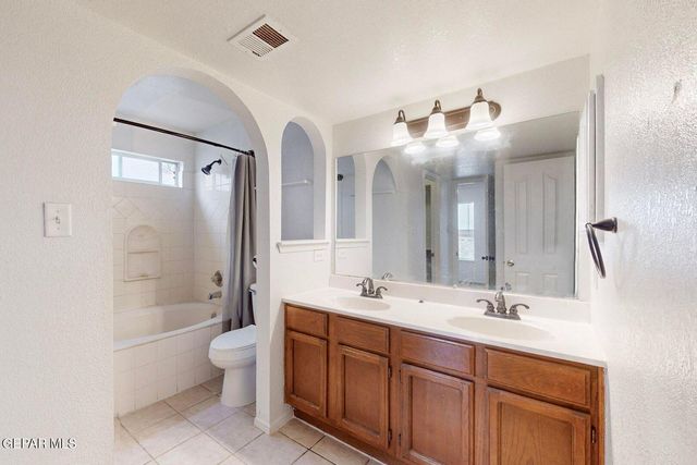 133 E CLOUD SONG, Santa Teresa, NM 88008