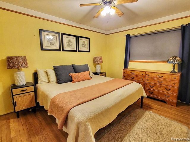 32572 Kathryn Street, Garden City, MI 48135