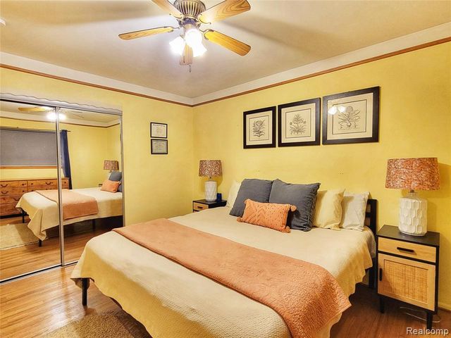 32572 Kathryn Street, Garden City, MI 48135