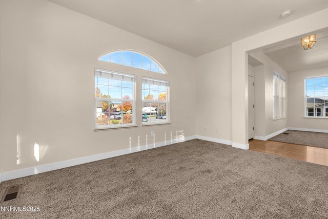 5707 Rainier Peak Drive, Sparks, NV 89436