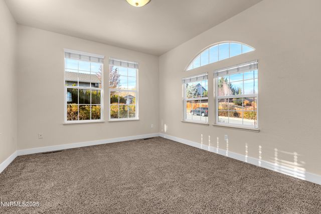 5707 Rainier Peak Drive, Sparks, NV 89436