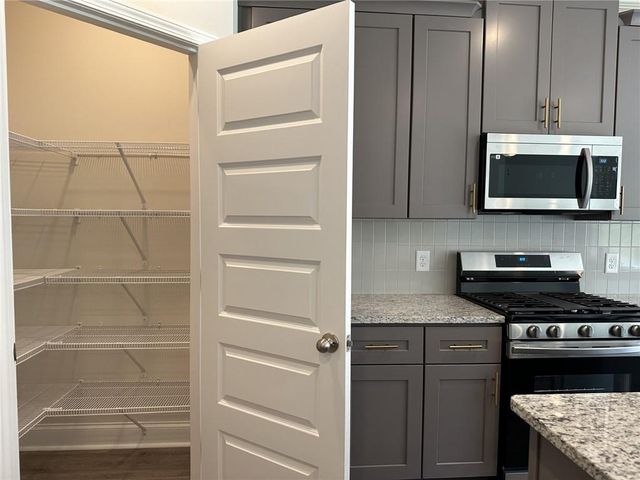 3517 Lockaby Way, Lawrenceville, GA 30044