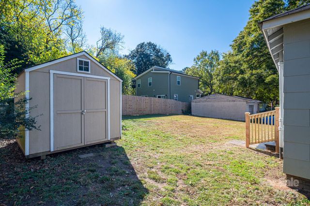 1811 Hemlock Avenue, Gastonia, NC 28054