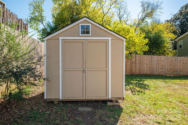 1811 Hemlock Avenue, Gastonia, NC 28054