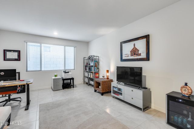 3044 W MONTE Way, Laveen, AZ 85339