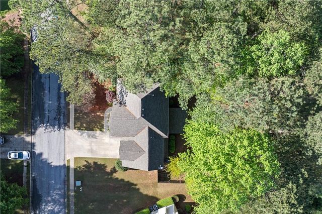 1035 Bridle Path Drive, Lawrenceville, GA 30045