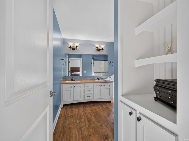 1927 Klehm Court, Fort Wayne, IN 46814