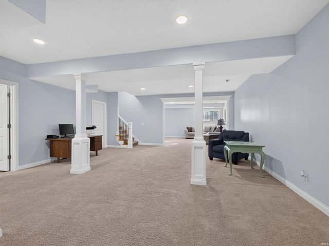 1927 Klehm Court, Fort Wayne, IN 46814