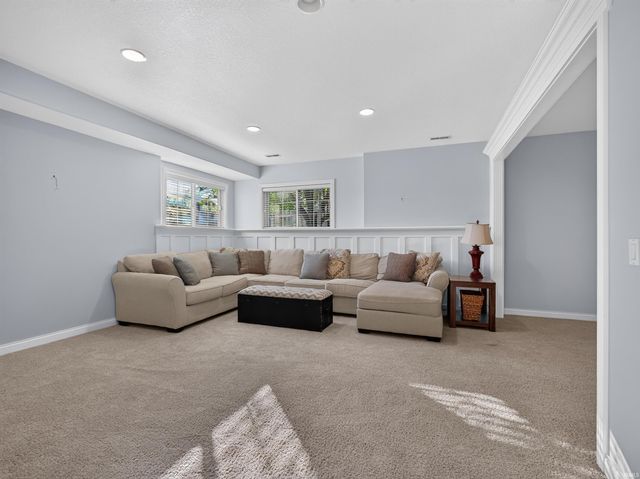 1927 Klehm Court, Fort Wayne, IN 46814