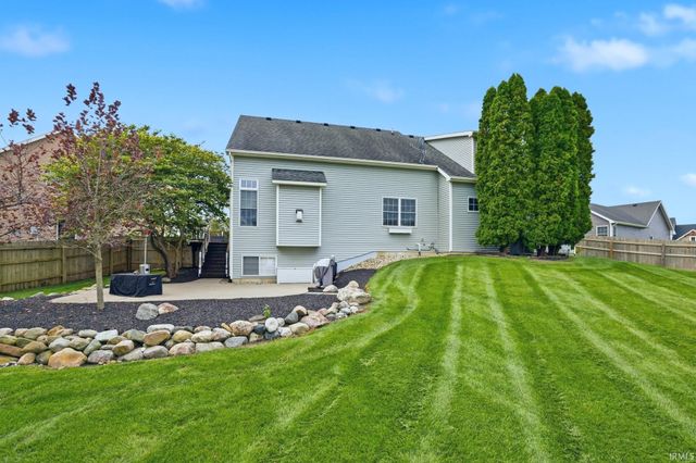 1927 Klehm Court, Fort Wayne, IN 46814