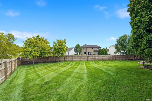 1927 Klehm Court, Fort Wayne, IN 46814