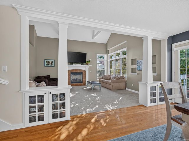 1927 Klehm Court, Fort Wayne, IN 46814