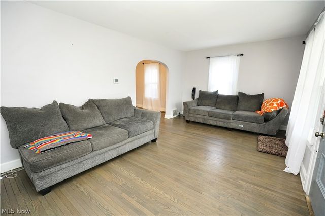 164 Brandtson Avenue, Elyria, OH 44035