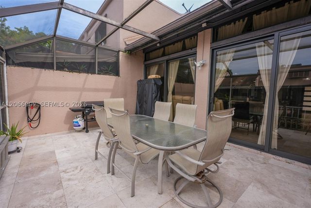 12316 NW 11th Ct, Pembroke Pines, FL 33026