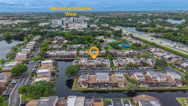 12316 NW 11th Ct, Pembroke Pines, FL 33026