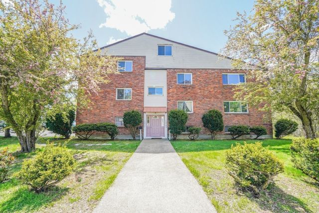 1274 Beacon 2, Newton, MA 02468