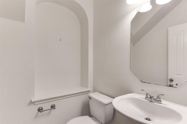 800 S Frontier LN, Cedar Park, TX 78613