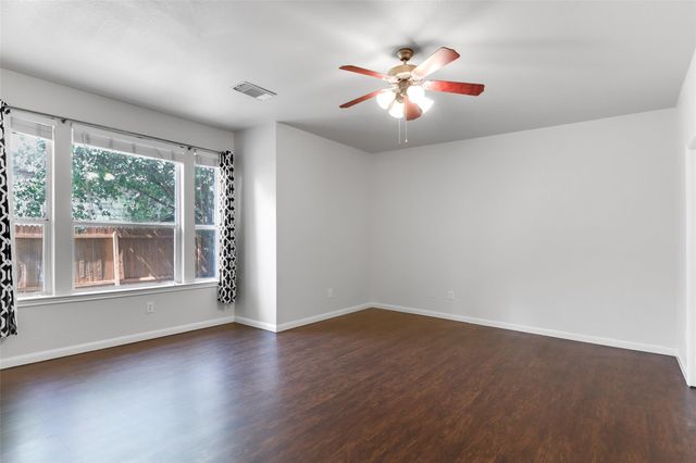 800 S Frontier LN, Cedar Park, TX 78613