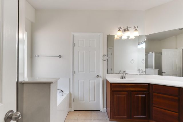800 S Frontier LN, Cedar Park, TX 78613