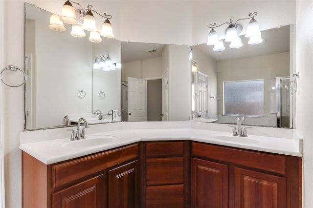 800 S Frontier LN, Cedar Park, TX 78613
