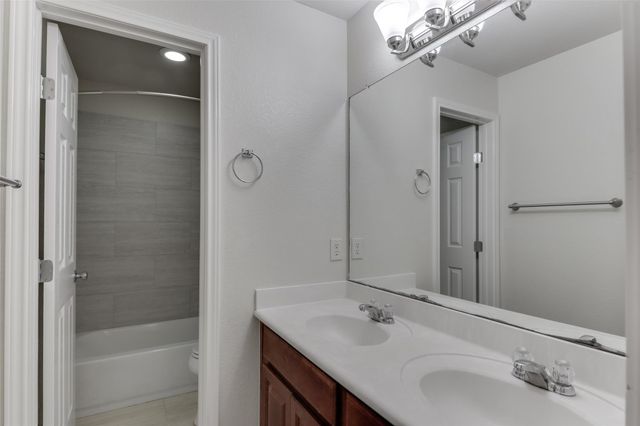 800 S Frontier LN, Cedar Park, TX 78613
