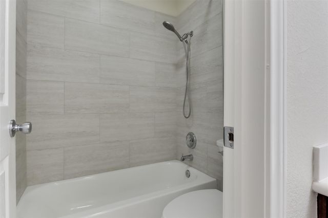 800 S Frontier LN, Cedar Park, TX 78613