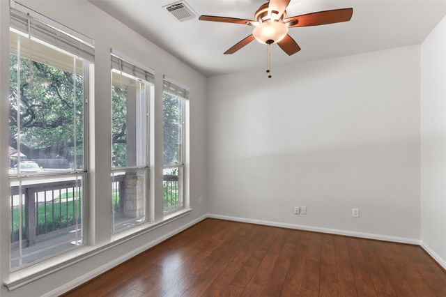800 S Frontier LN, Cedar Park, TX 78613