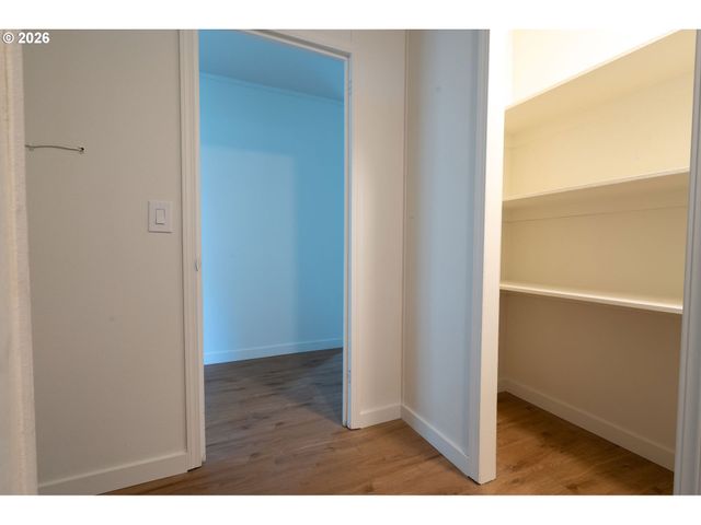 15205 Se MICHELLE Dr, Clackamas, OR 97015