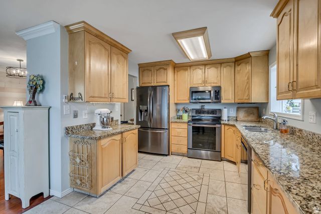 1656 E PAULISTA WAY, Sandy, UT 84093