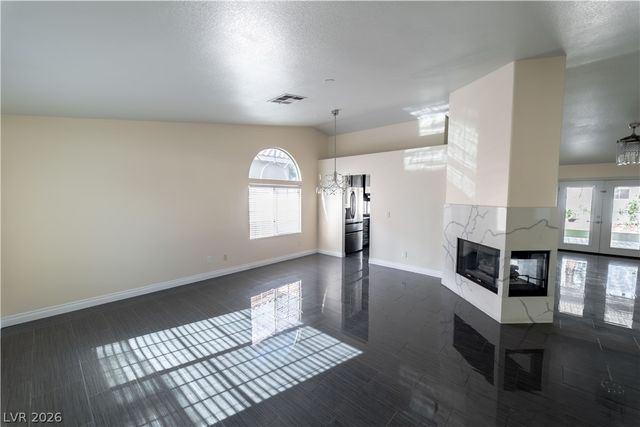 906 Sitting Bull Drive, Henderson, NV 89014